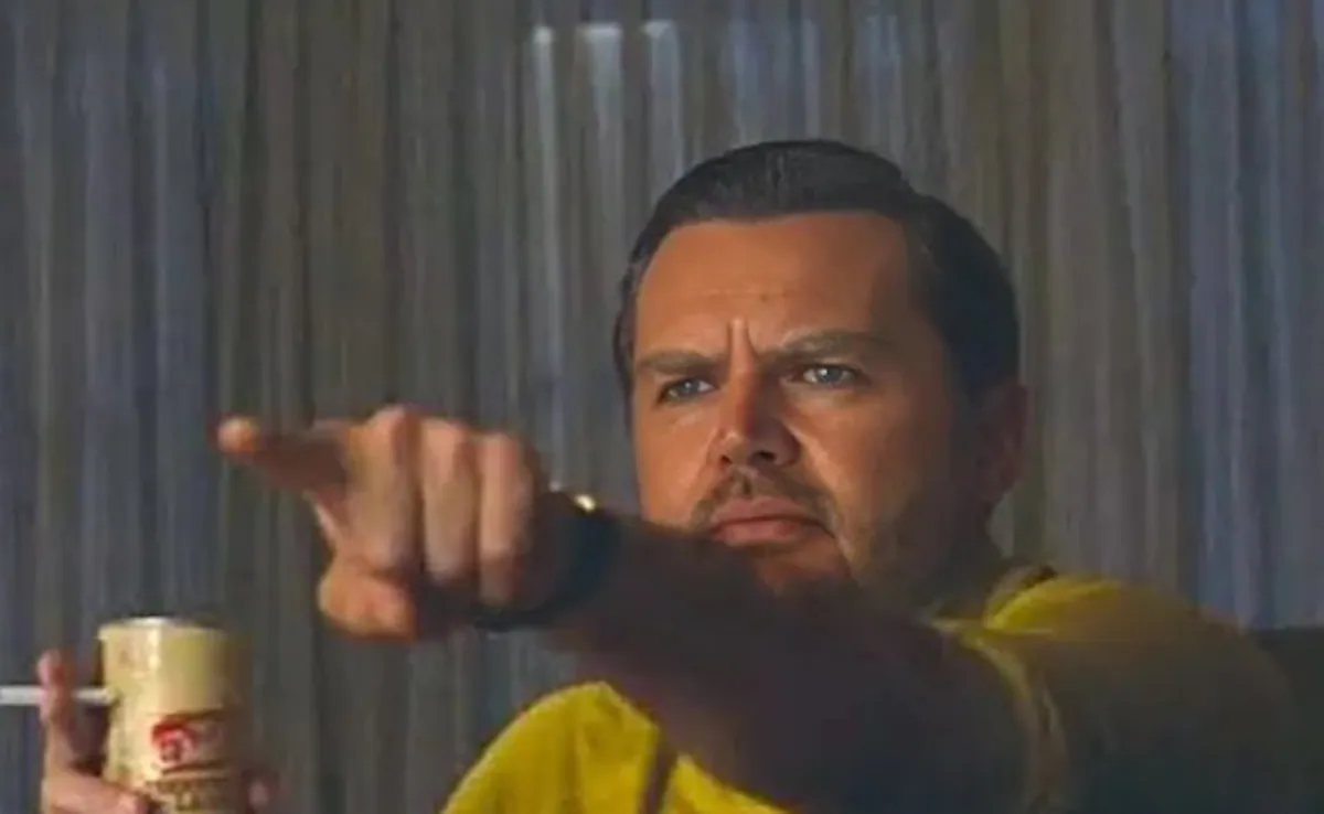 leonardo dicaprio pointing meme