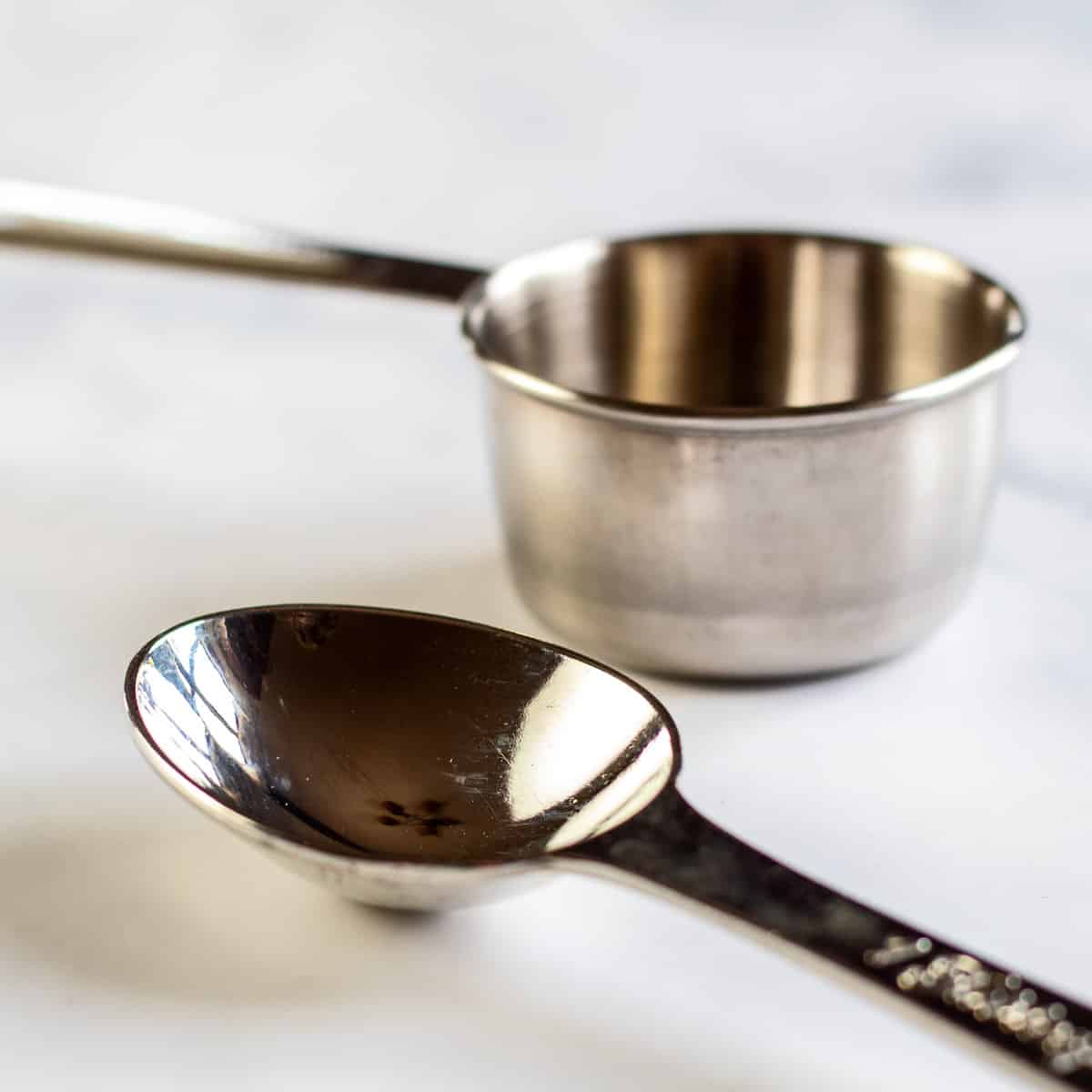 tablespoons in a quarter cup